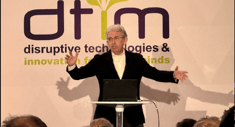 Huub Rutten Presenting